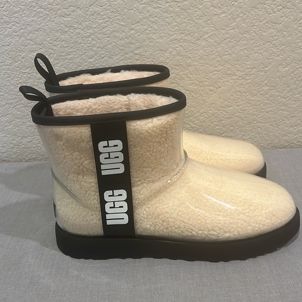 UGG Women’s Classic Clear Mini Boot